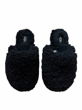 UGG Big Kids Plush Black Slip-On Slippers